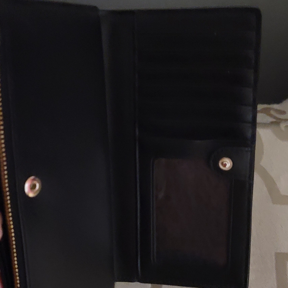 Kate Spade Patterson Drive Braylon Black Wallet in Pebbled Leather. EUC - Picture 10 of 15